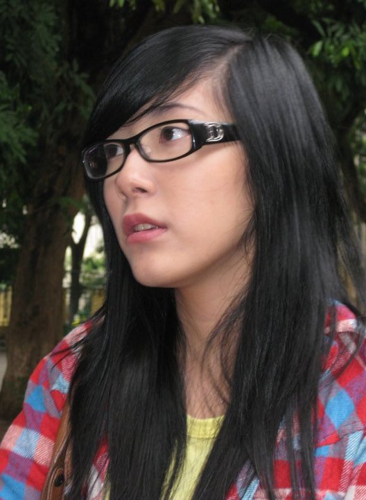 老女人擦她毛茸茸的老**
